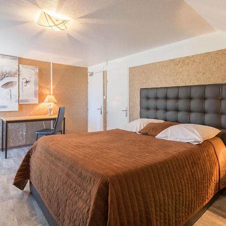 Alp'Hotel Voreppe Eksteriør billede